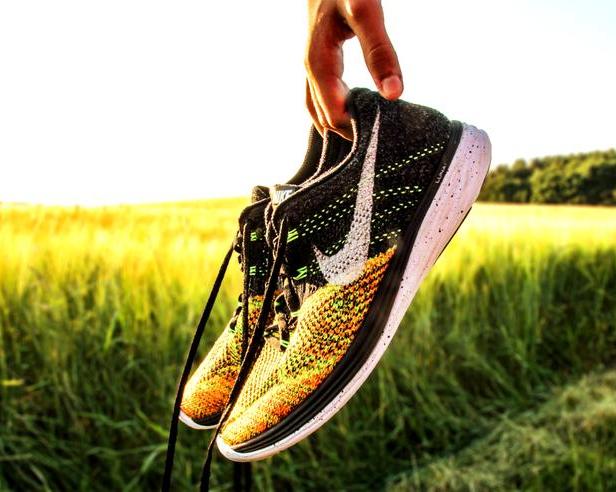 10 мужских лёгких, летних кроссовок на каждый день, на которые стоит обратить внимание